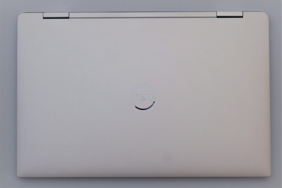 New xps15 2in1　開封