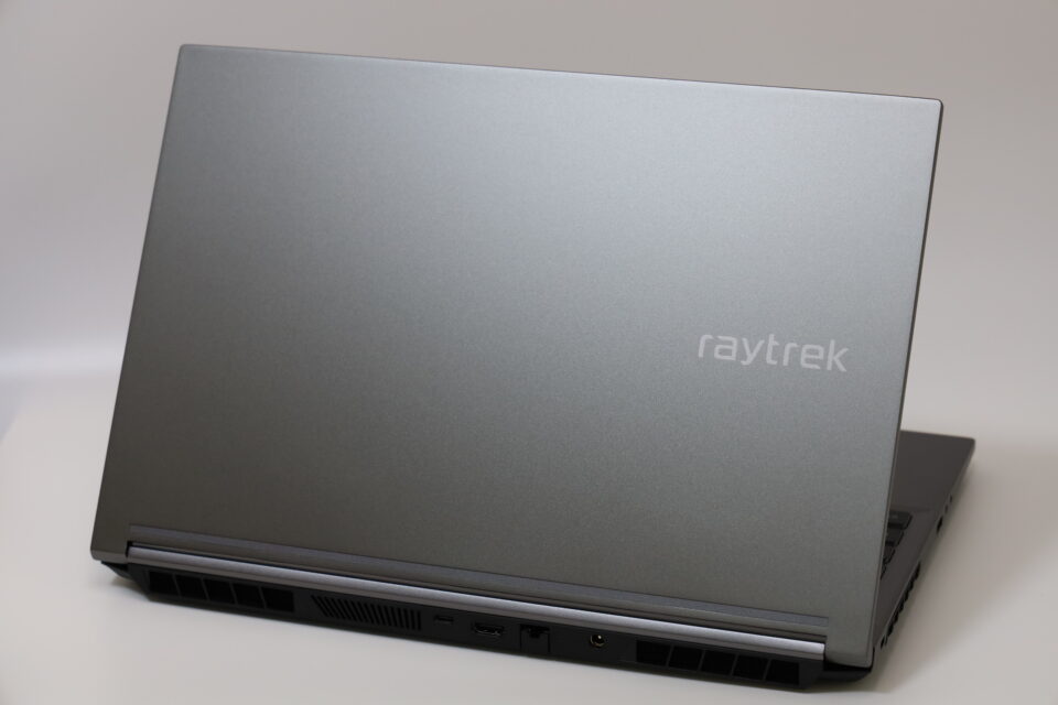 raytrek R5-AA6は完璧なクリエイト向けパソコン？性能チェックから 
